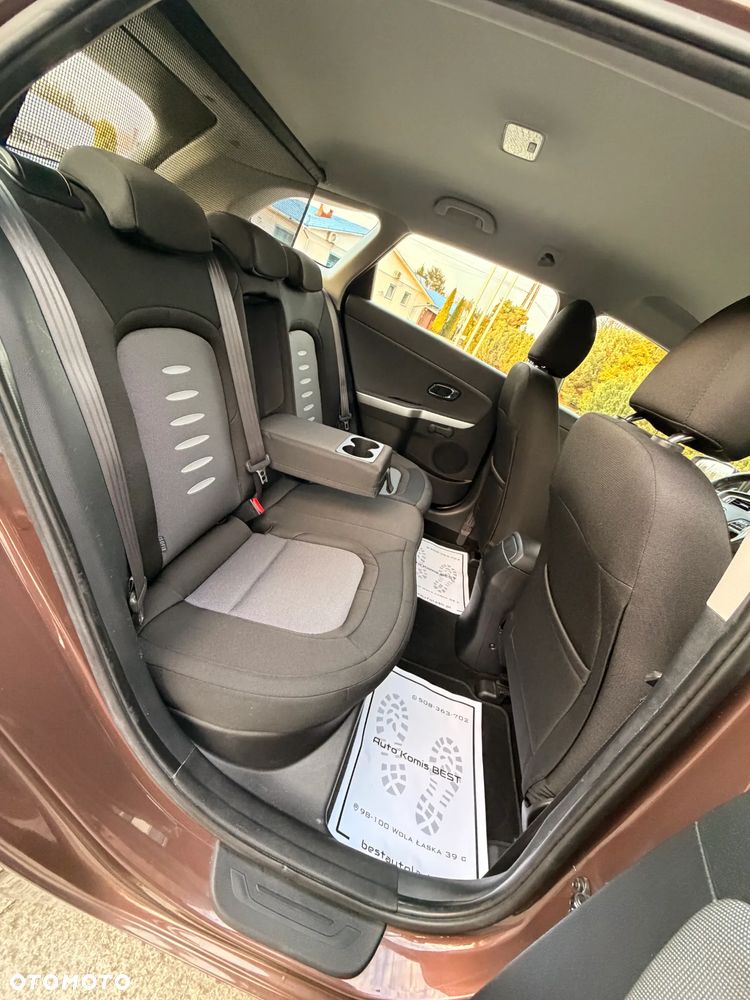 Kia Ceed 1.6 GDI ISG Spirit - 10