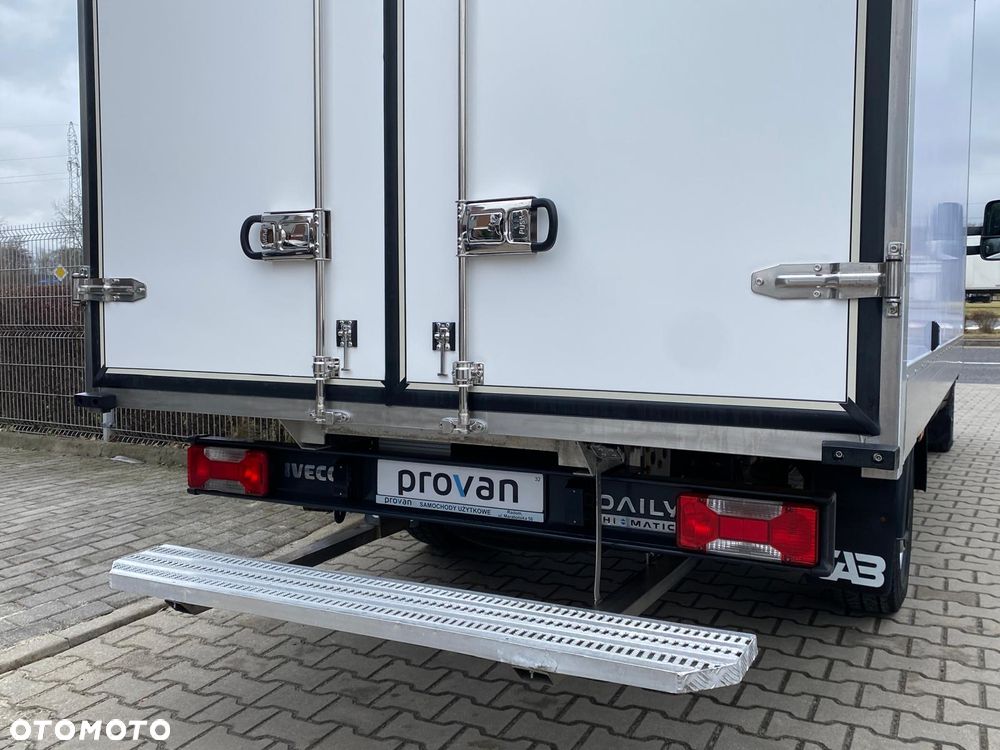 Iveco DAILY 35-140 HI-MATIC KONTENER CHŁODNIA MROŹNIA NISKI PRZEBIEG - 18