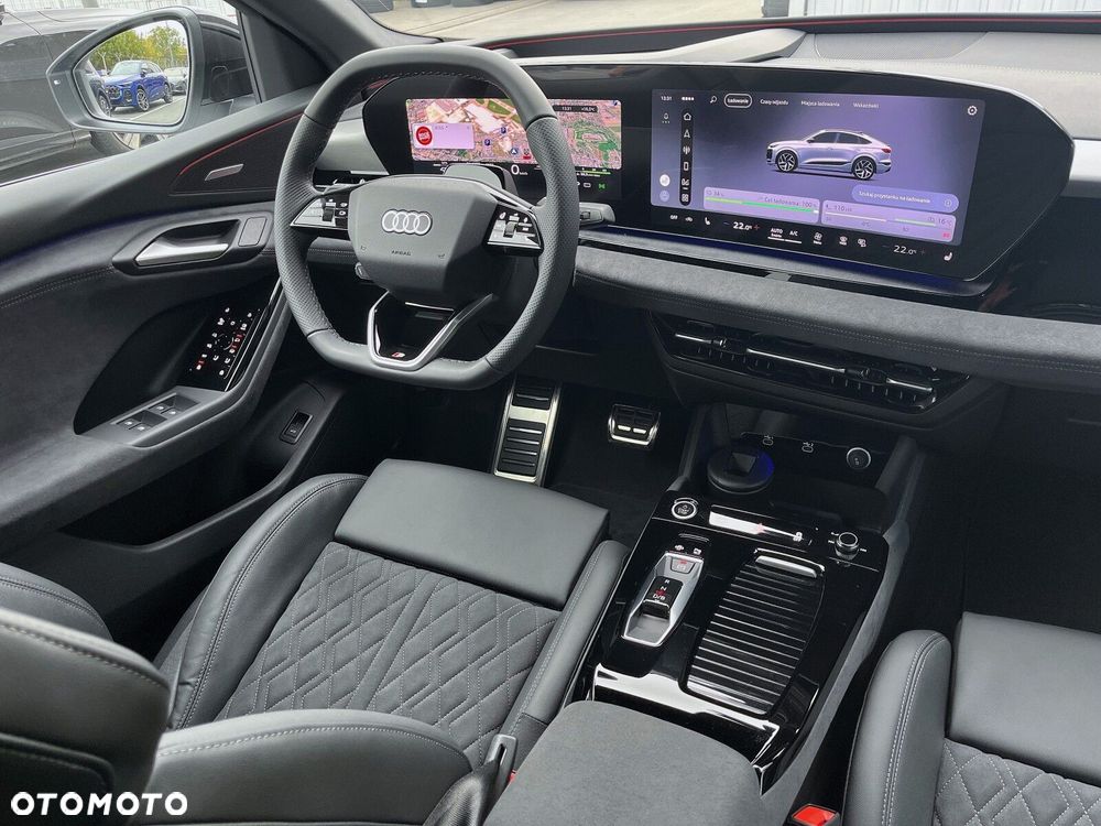 Audi Q6 e-tron - 6