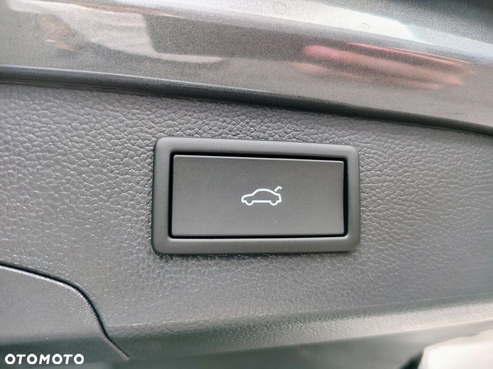 Volkswagen Passat - 11