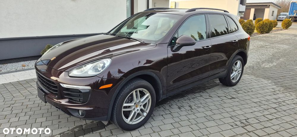 Porsche Cayenne Standard - 1