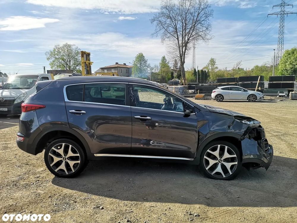 Kia Sportage 1.7 CRDI 2WD Vision - 16