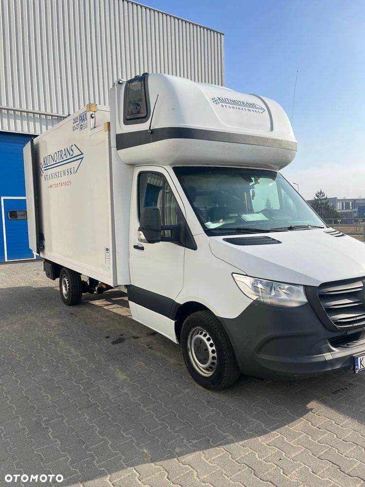 Mercedes-Benz SPRINTER - 4