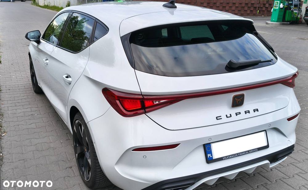 Cupra Leon 1.5 eTSI DSG - 3