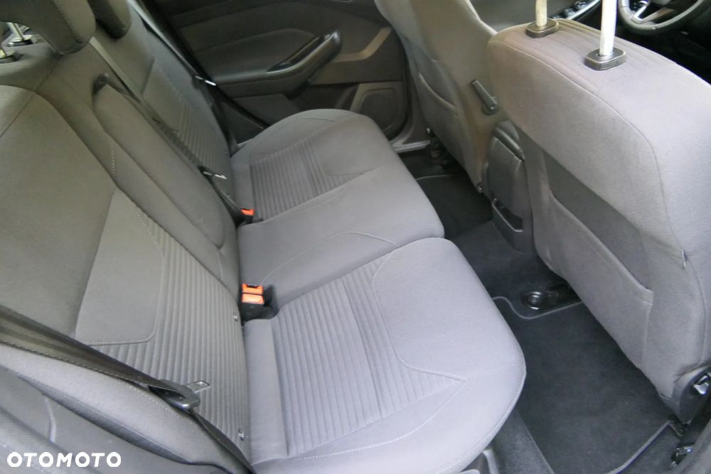 Ford Focus Turnier 1.5 EcoBlue Start-Stopp-System TITANIUM STYLE - 21