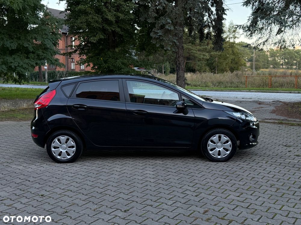 Ford Fiesta 1.3 Black Magic - 6