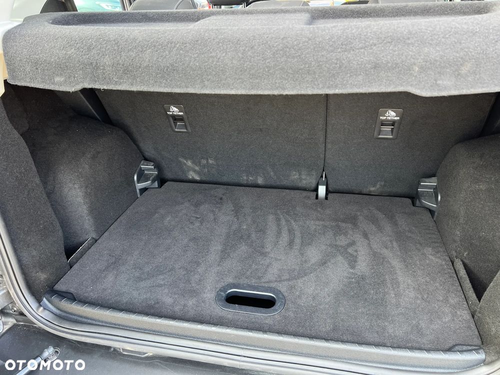 Ford EcoSport - 26
