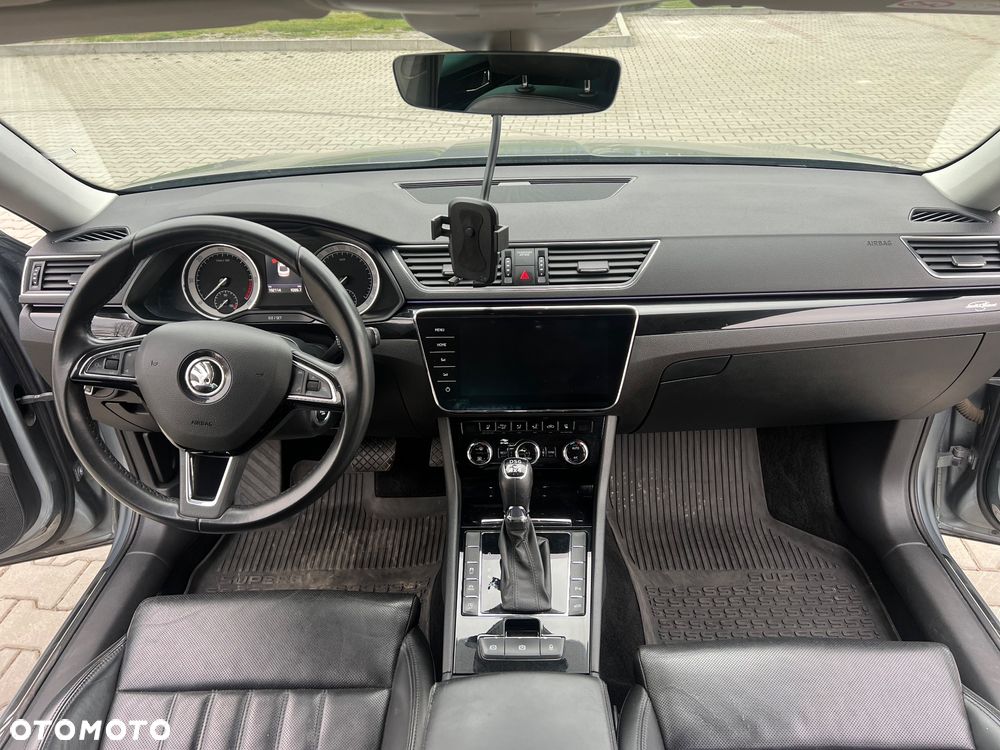 Skoda Superb 2.0 TDI SCR 4x4 L&K DSG - 26