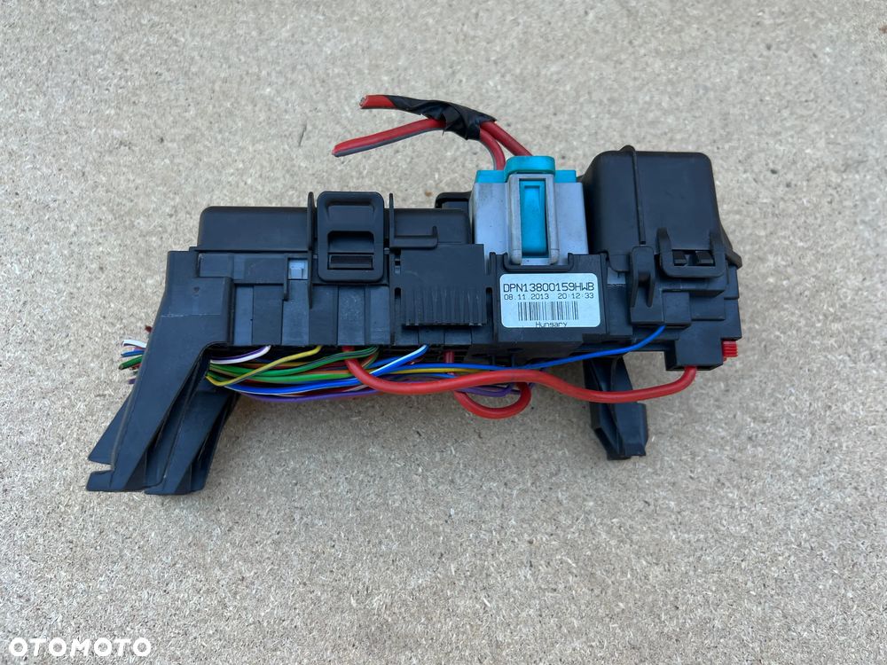 STEROWNIK MODUŁ SKRZYNKA BEZPIECZNIKÓW VOLVO V70 XC60 13800159HWB