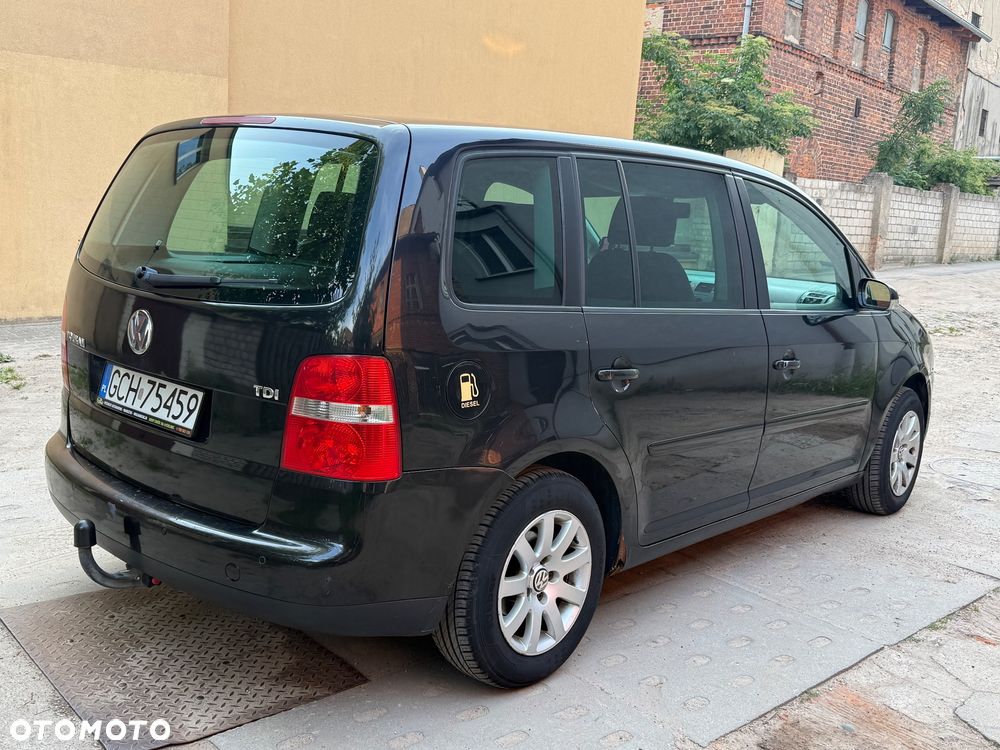 Volkswagen Touran 1.9 TDI Conceptline - 13