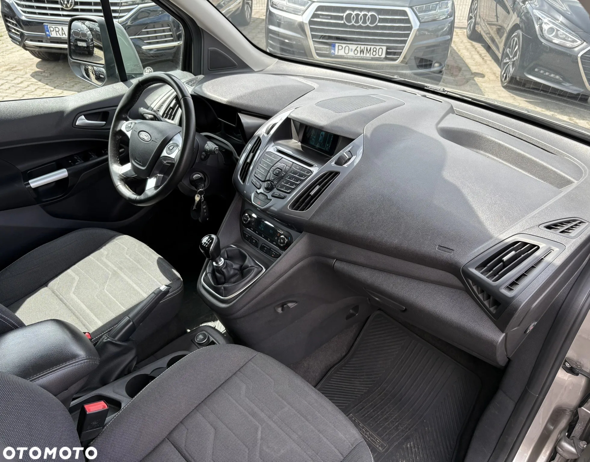 Ford Tourneo Connect 1.5 TDCi Titanium - 23