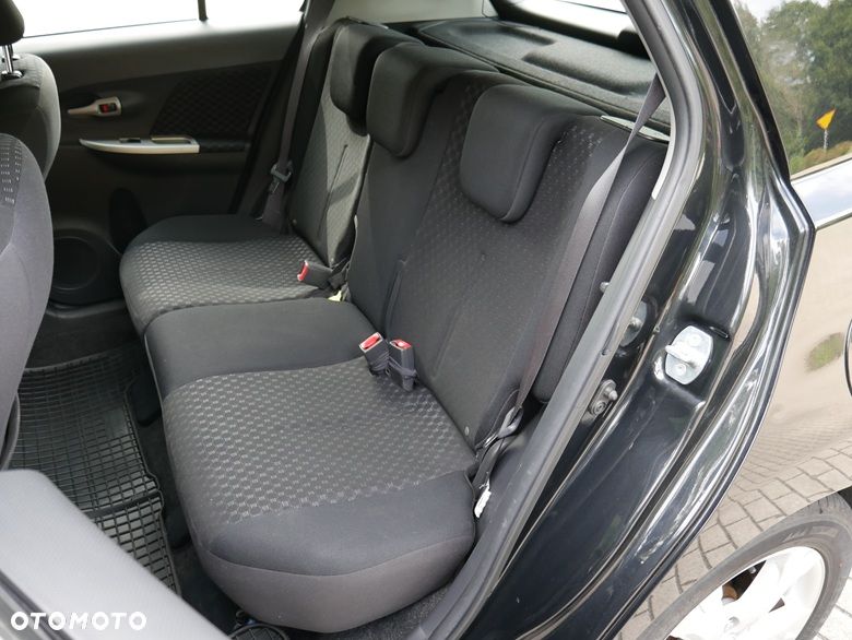 Toyota Urban Cruiser 1.33 Sol - 22