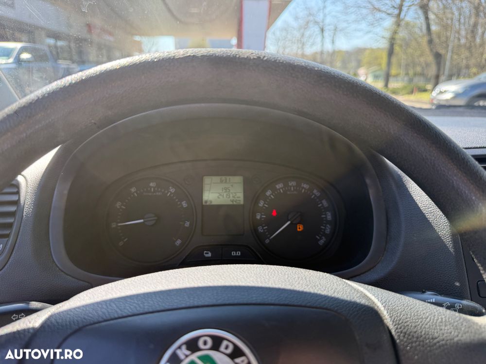 Skoda Fabia 1.2 HTP Easy - 16