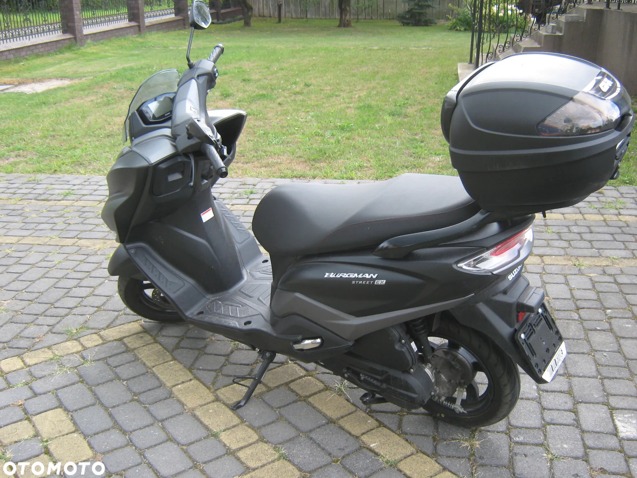 Suzuki Burgman - 8
