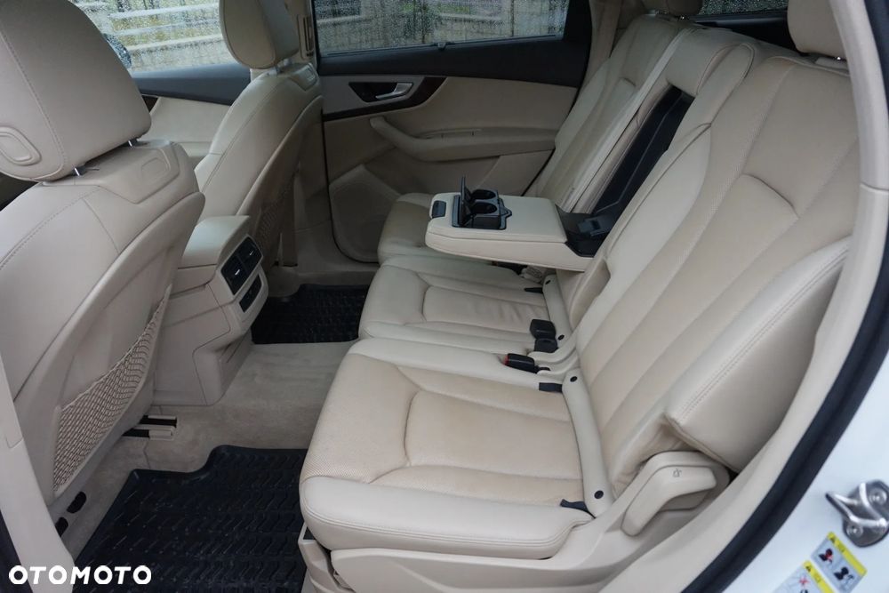 Audi Q7 - 26