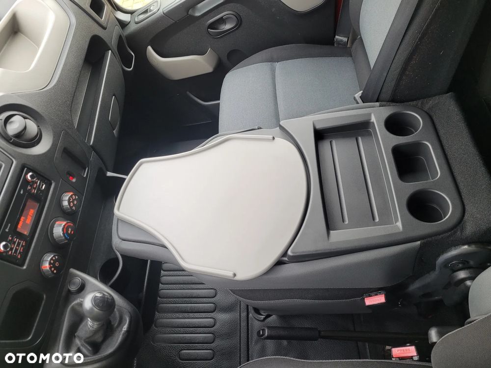 Renault Master - 18