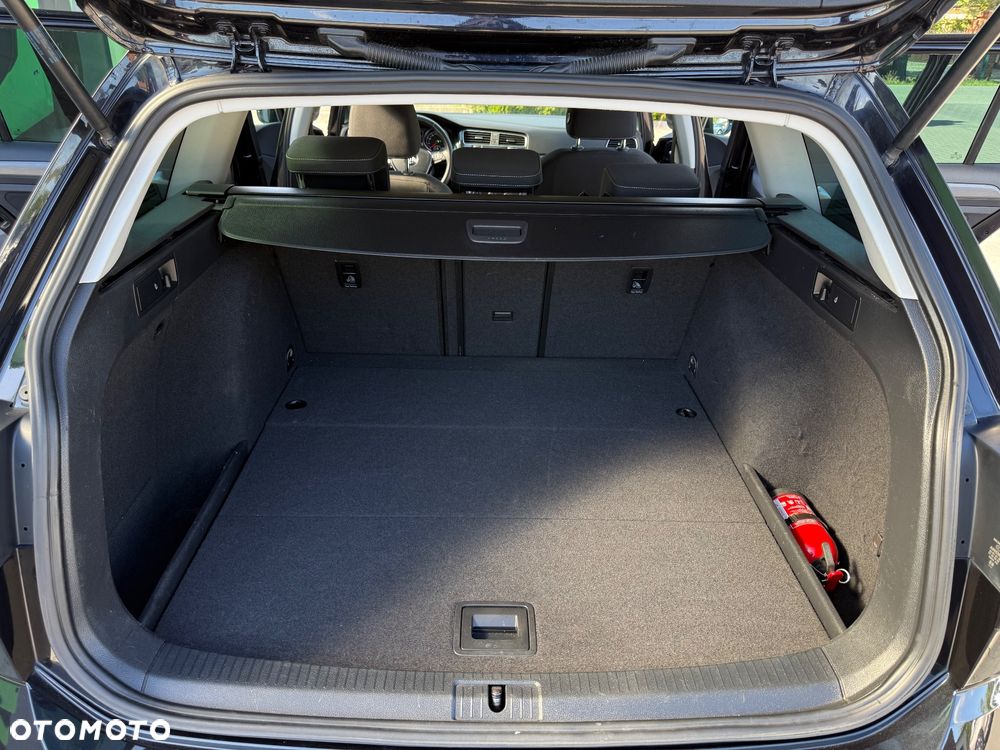 Volkswagen Golf 1.6 TDI BlueMotion Technology DSG Comfortline - 25