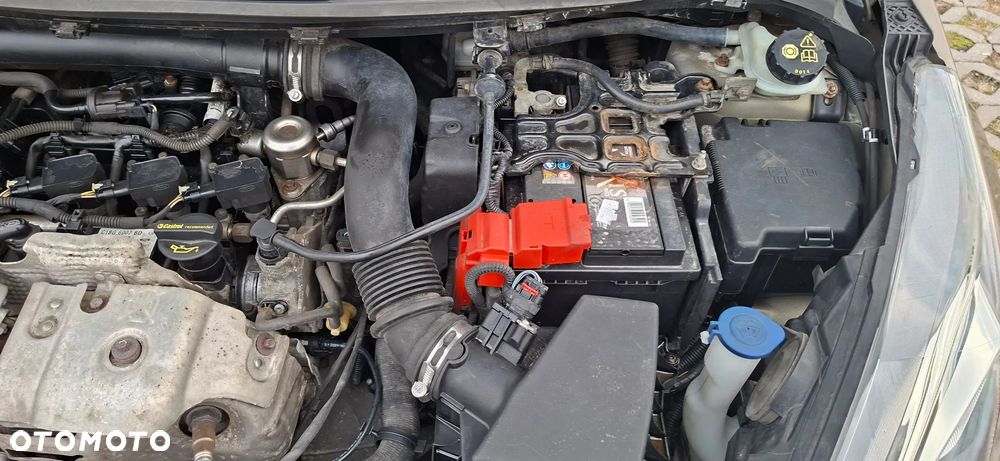 Ford Fiesta 1.0 EcoBoost Trend - 12