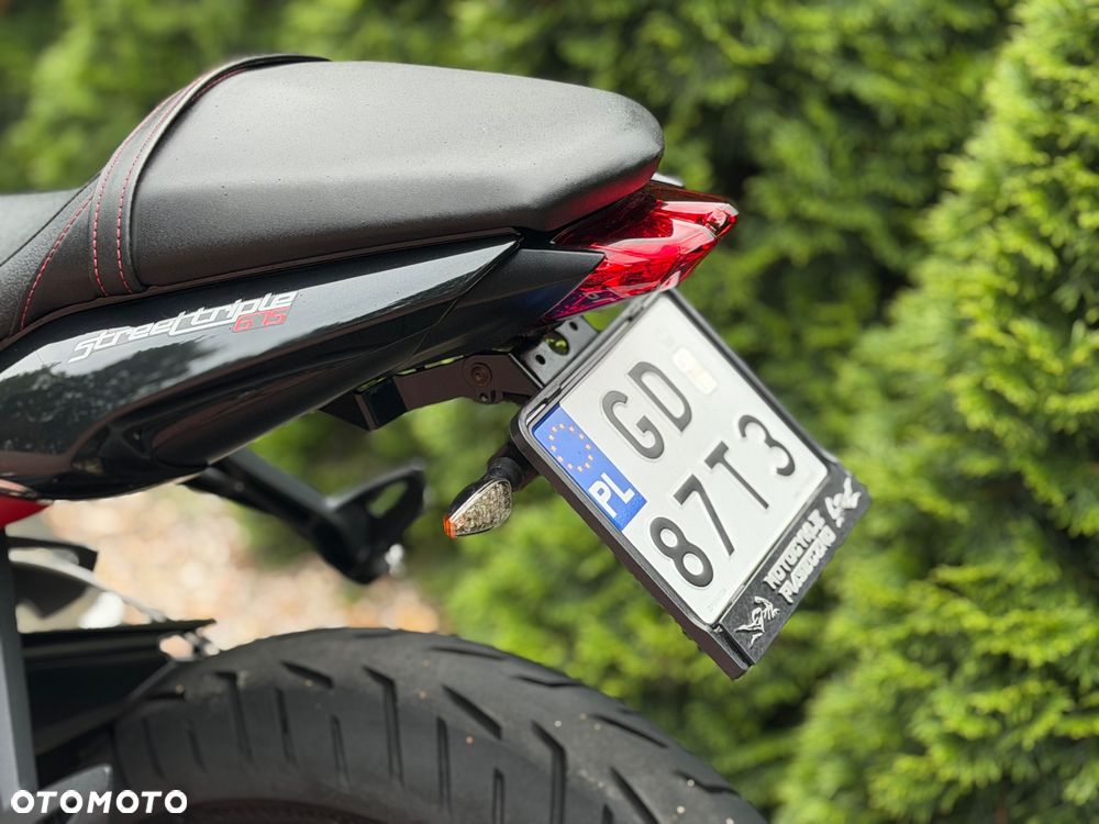 Triumph Street Triple - 26