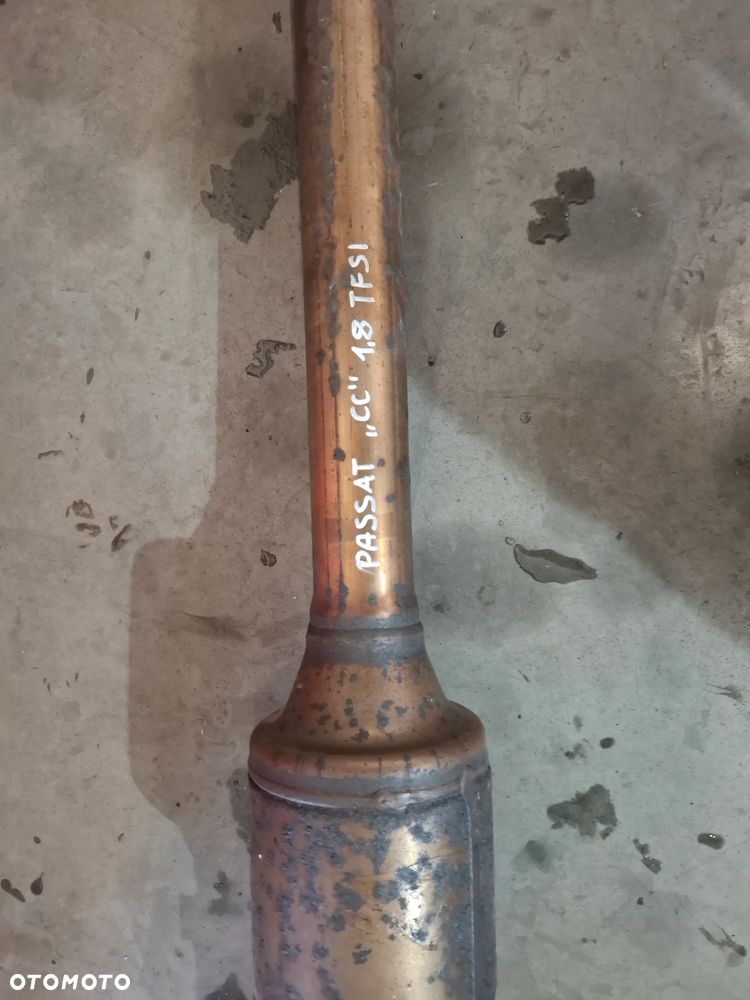 Katalizator 1,8 TFSi  Volkswagen Passat CC 2009 rok nr 1K0131690 - 2