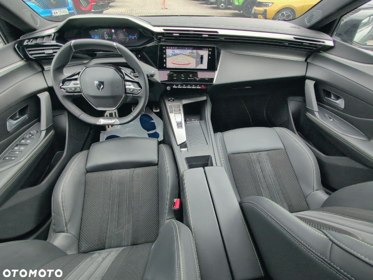 Peugeot 308 - 8