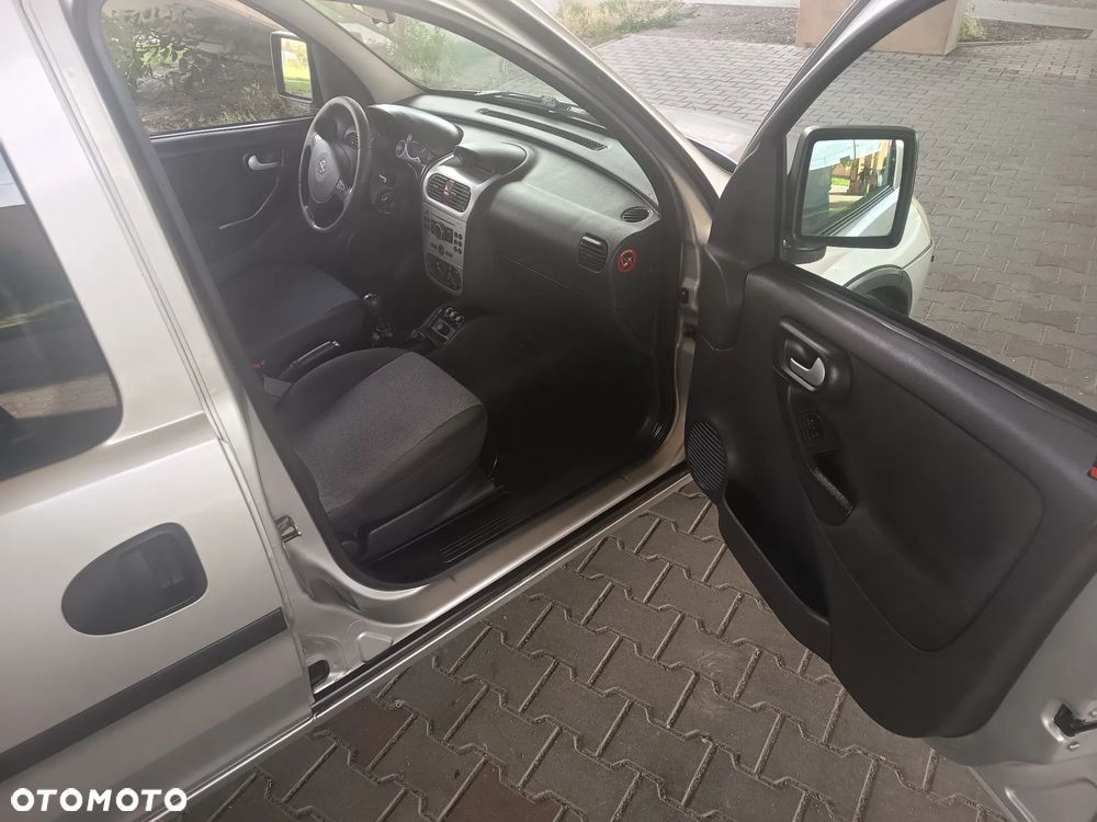 Opel Combo Tour - 10