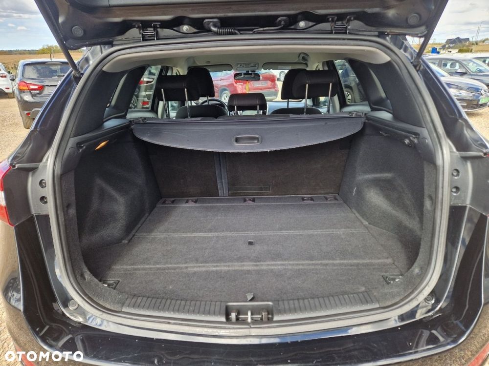 Hyundai i30 1.6 CRDi Premium - 16