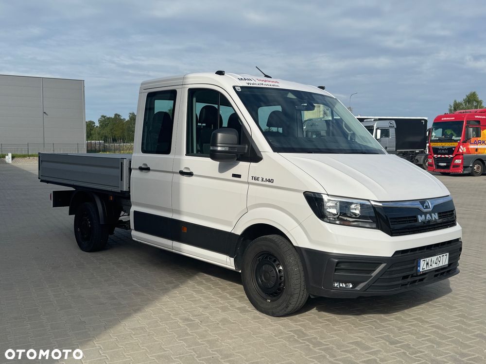 MAN 4X4 / TGE 3.140 DOKA 7-osobowa - 4
