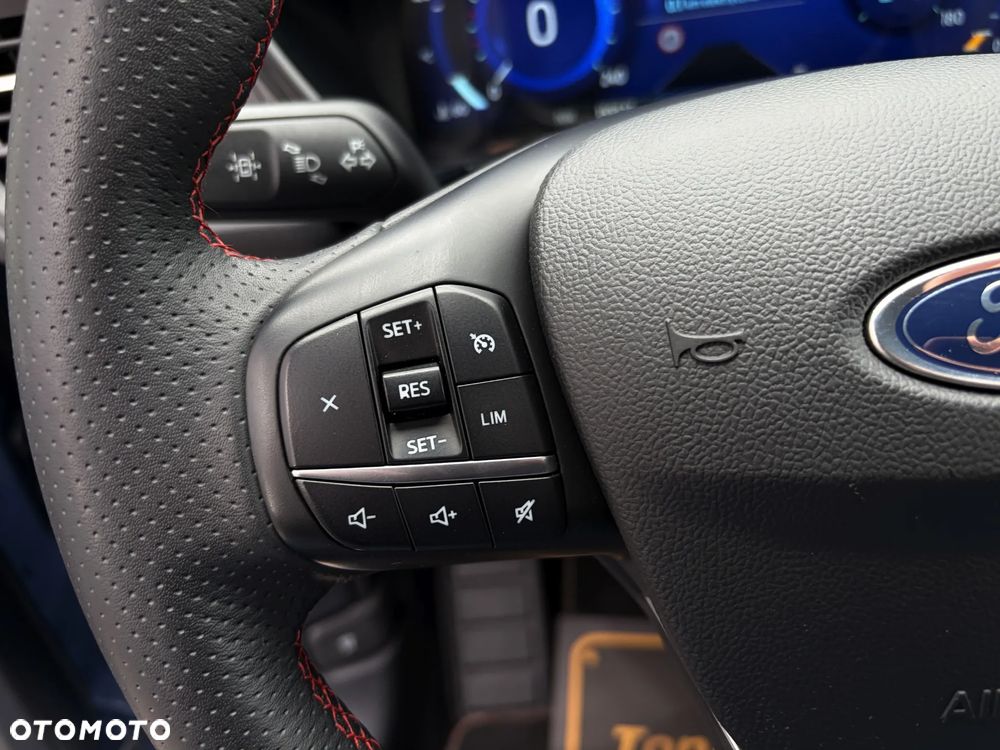 Ford Kuga 2.5P PHEV FWD ST-Line - 24