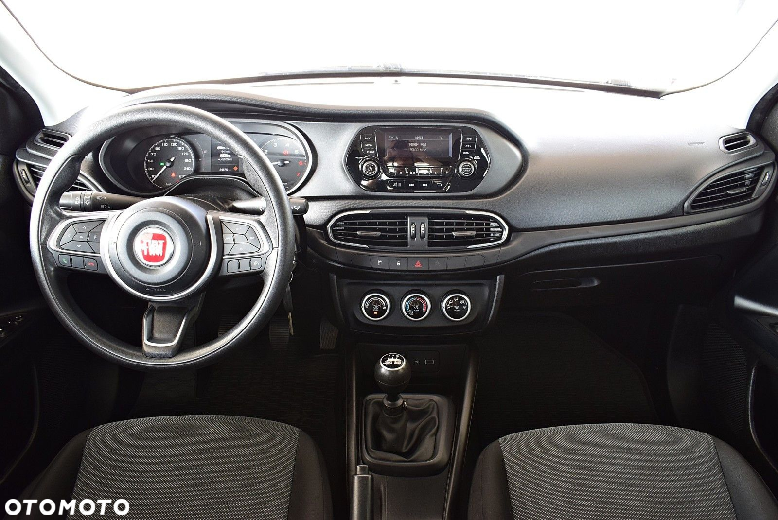 Fiat Tipo - 18