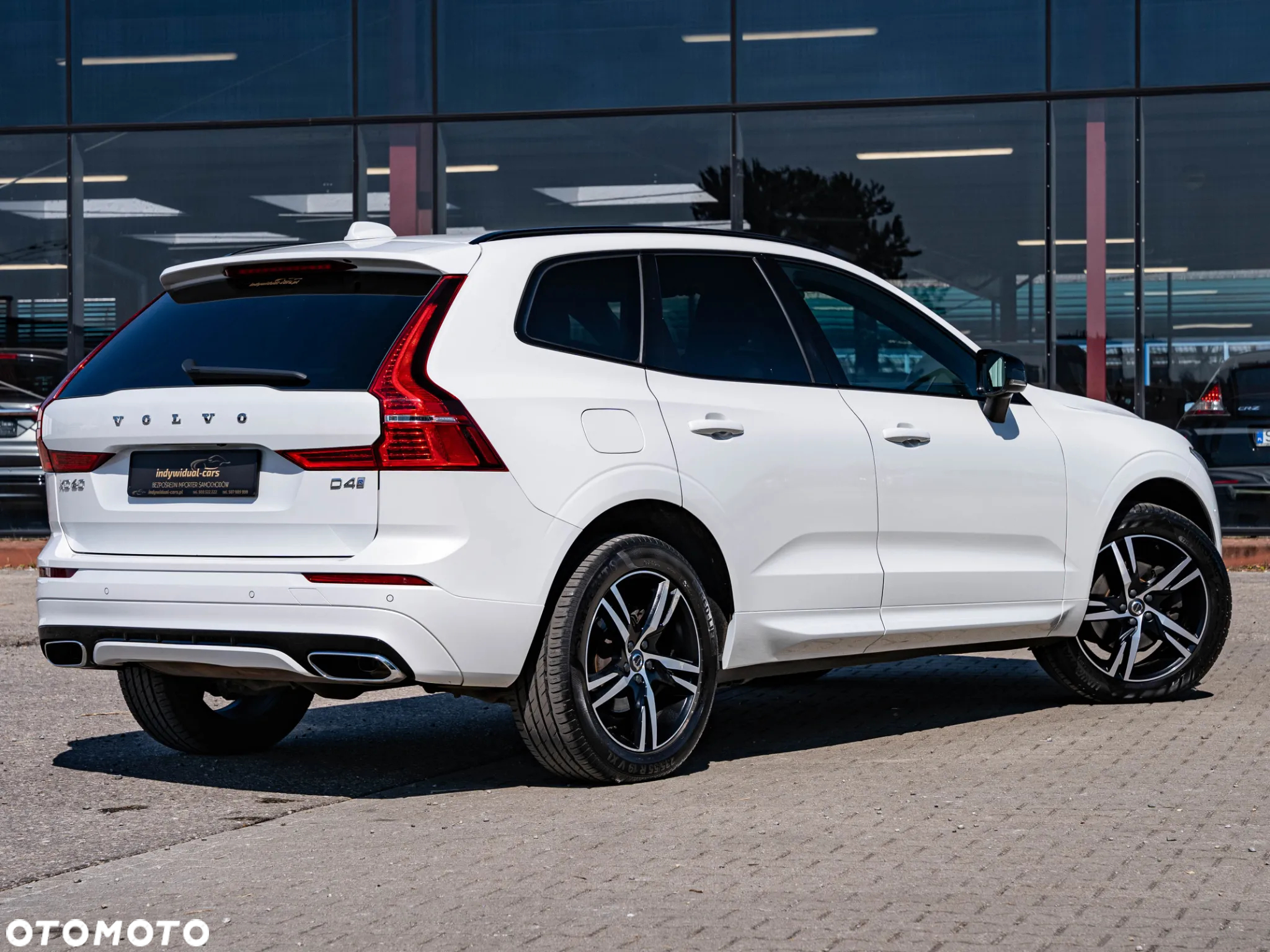 Volvo XC 60 D4 Geartronic RDesign - 13