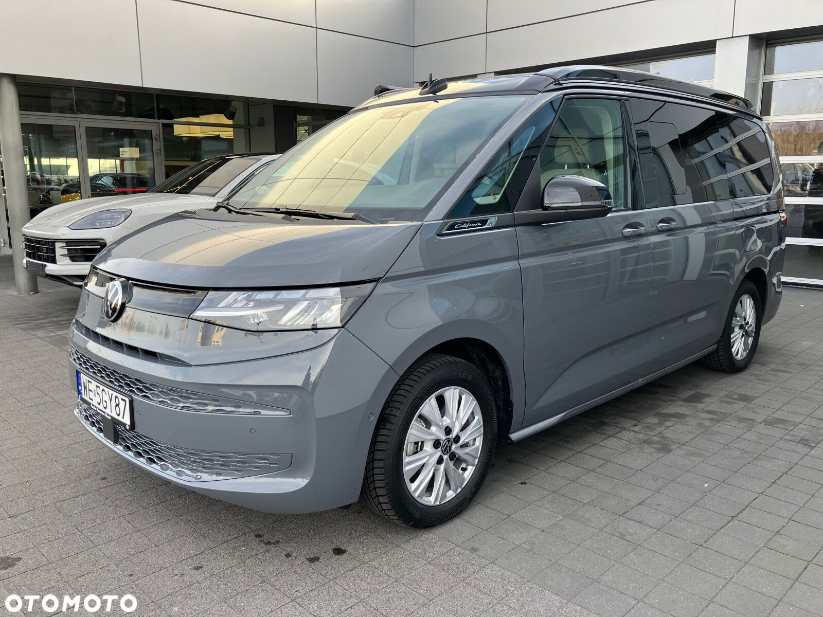 Volkswagen california Nowa California Beach silnik: 2,0 l TSI OPF 204 KM / skrzynia biegów: 7-biegowa DSG rozstaw osi: 3124 mm - 9
