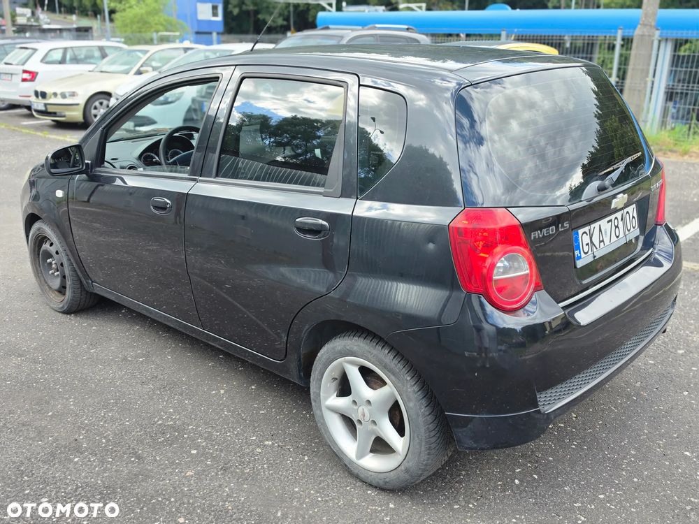 Chevrolet Aveo - 3