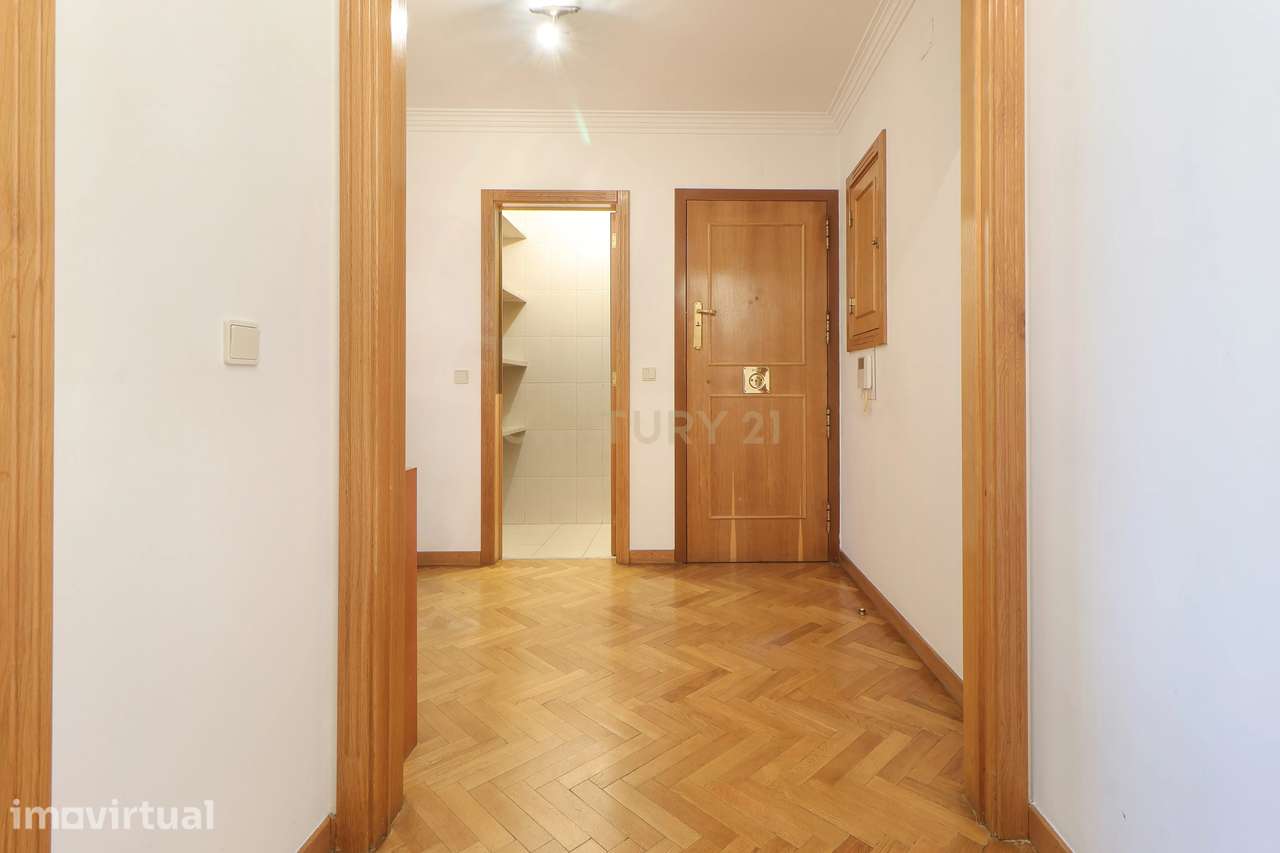 Apartamento T1 em São Domingos de Benfica, Lisboa - Grande imagem: 2/31