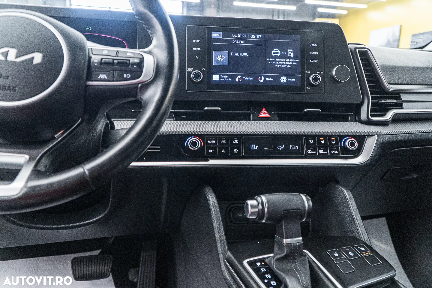 Kia Sportage 1.6 T-GDI HEV 6AT 4x2 Style - 27