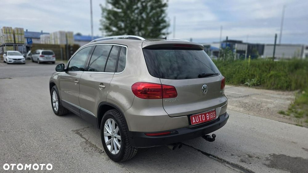 Volkswagen Tiguan - 4