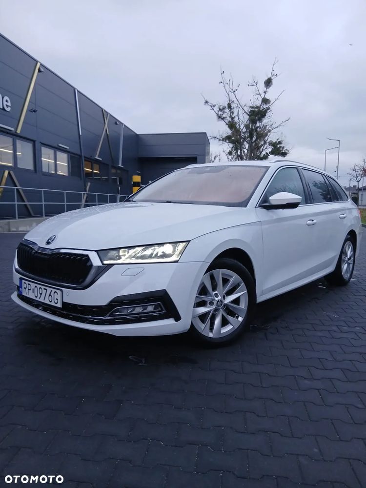 Skoda Octavia 2.0 TDI 4x4 Style DSG - 4