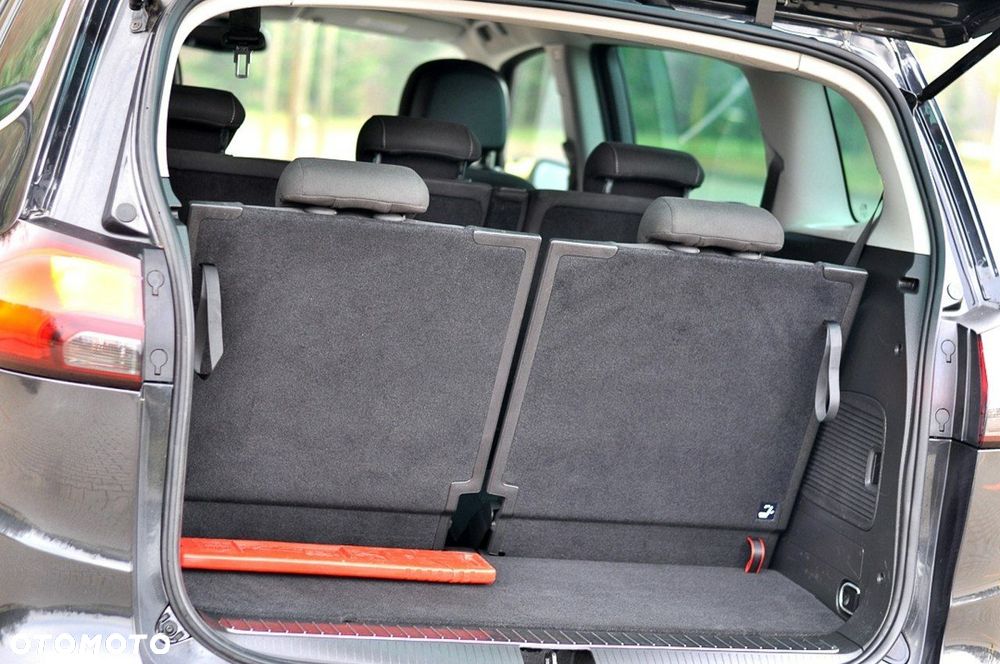 Opel Zafira - 13