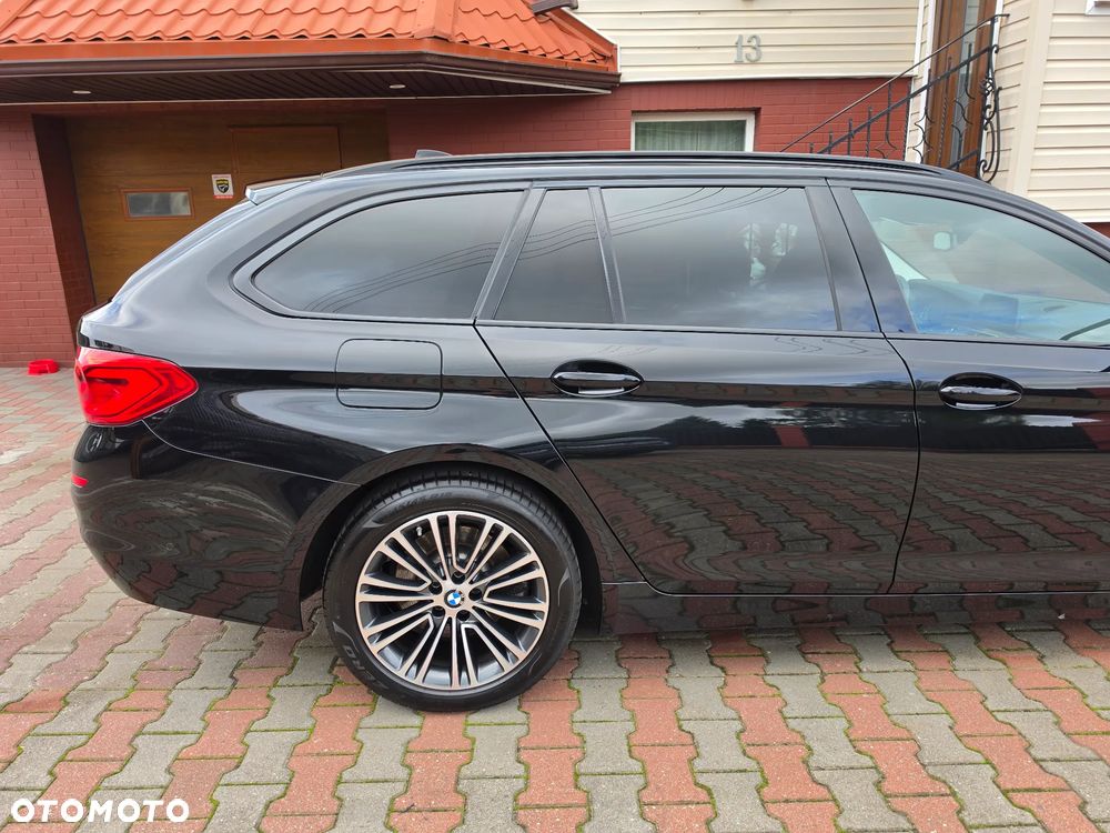 BMW Seria 5 520d M Sport Edition - 9