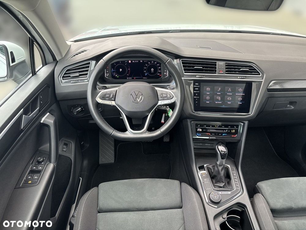 Volkswagen Tiguan - 17