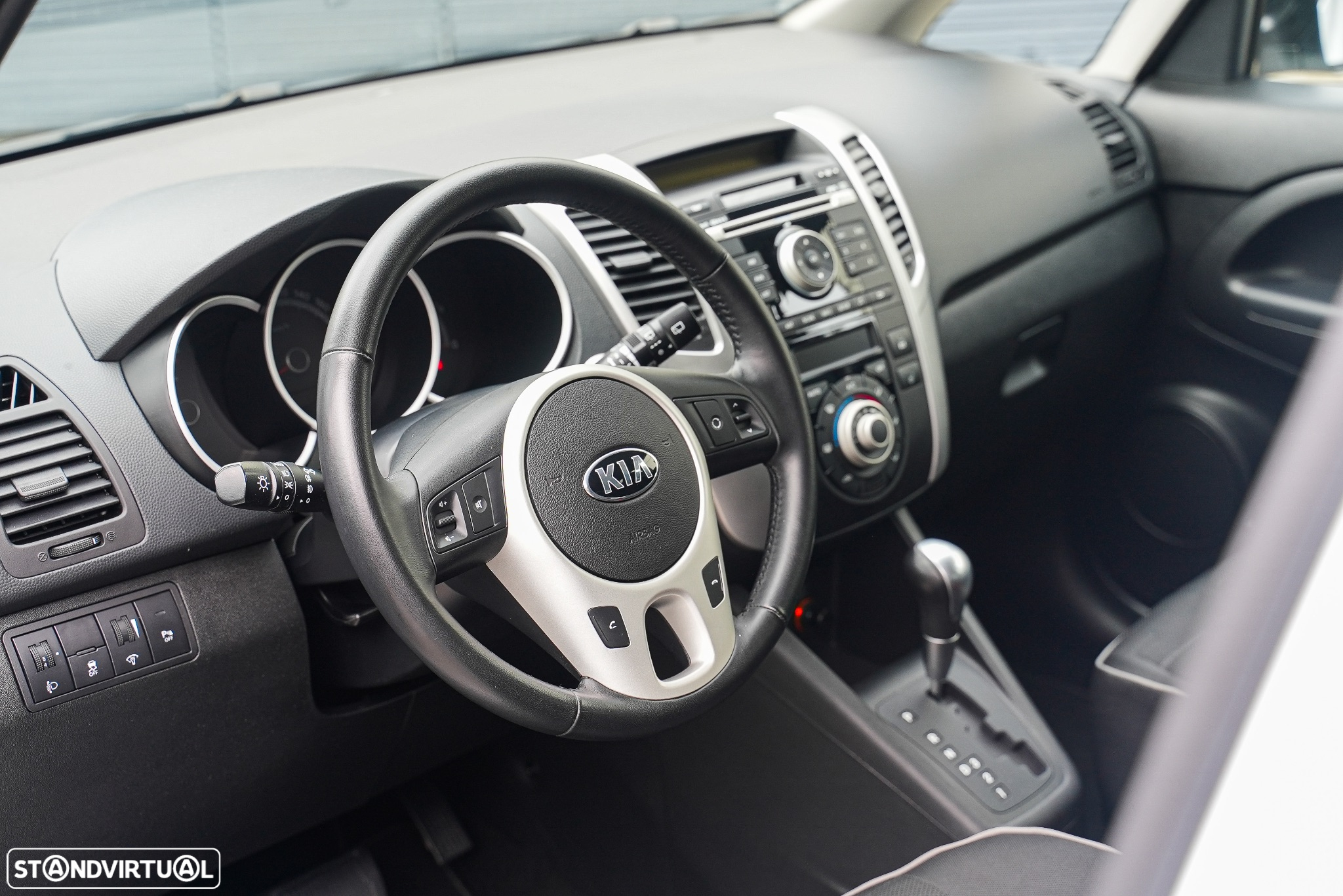 Kia Venga 1.6 CVVT Auto Fifa World Cup Edition - 25