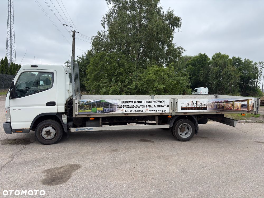Mitsubishi Fuso Canter - 3
