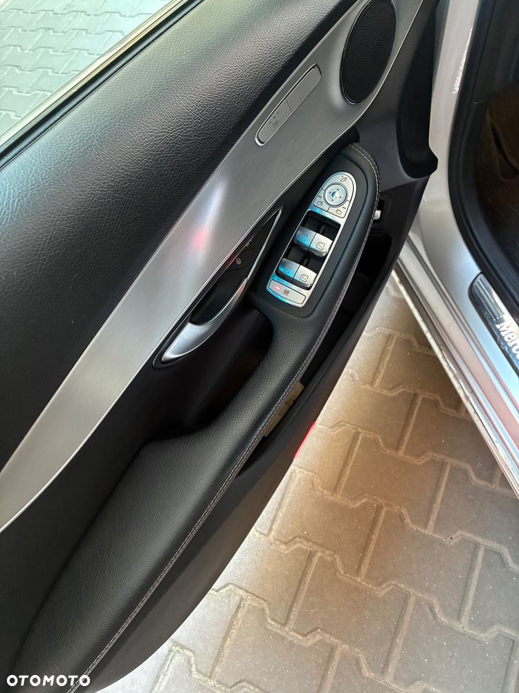 Mercedes-Benz Klasa C 180 7G-TRONIC - 9