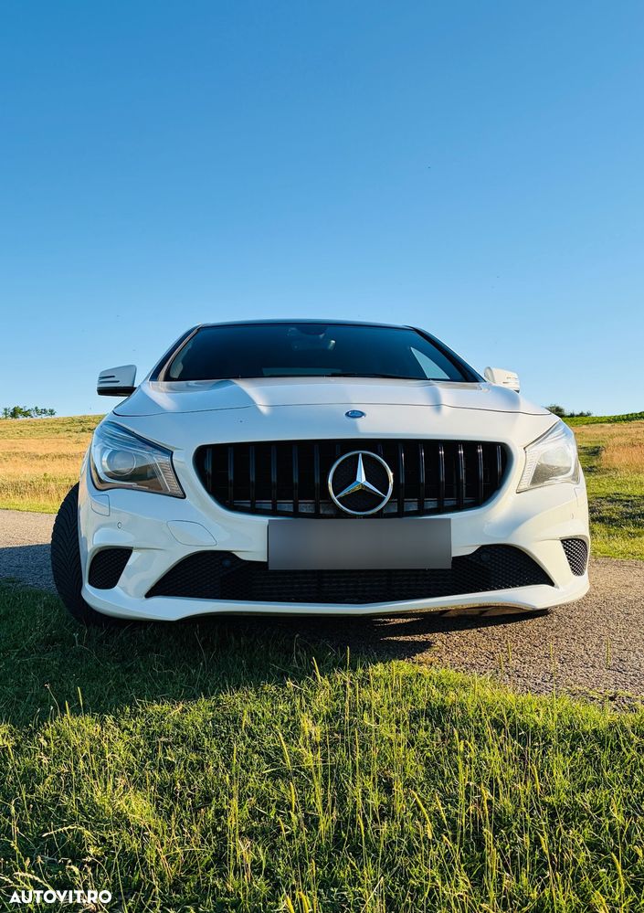 Mercedes-Benz CLA 200 Shooting Brake 7G-DCT AMG Line - 17