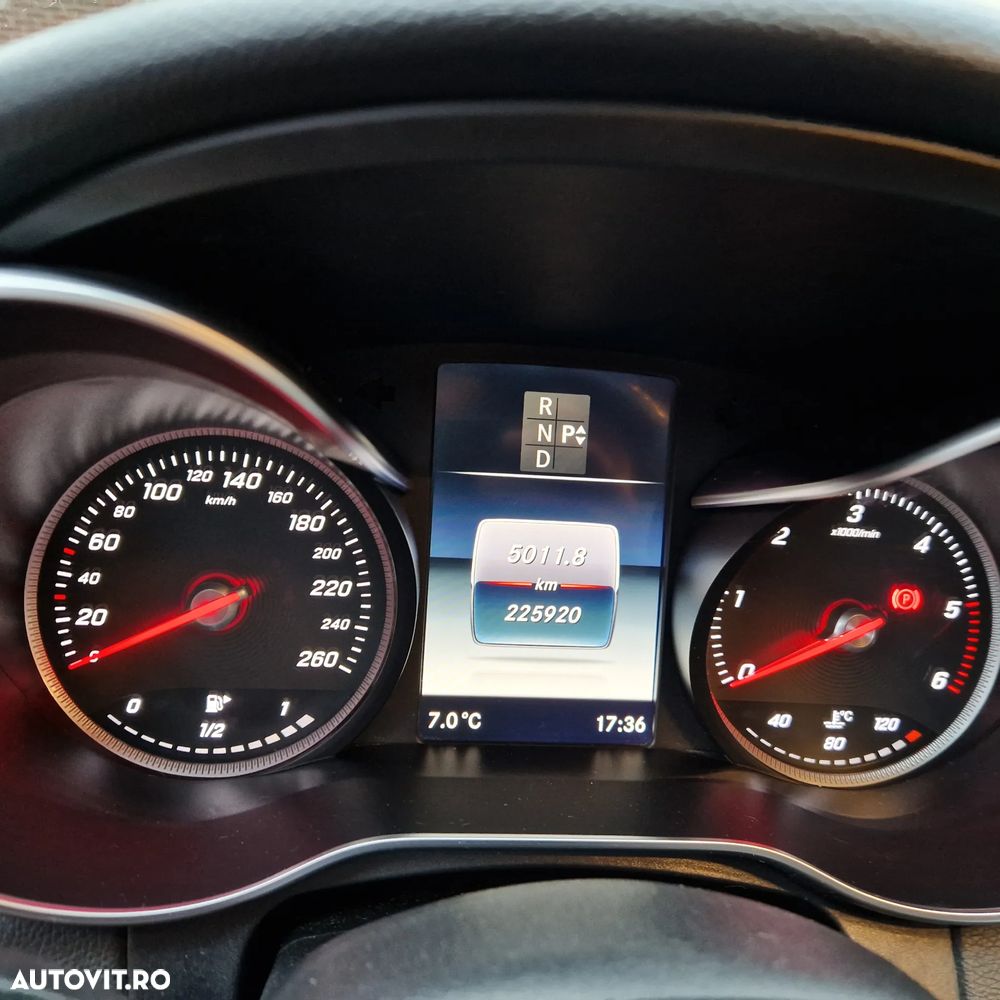 Mercedes-Benz C 250 (BlueTEC) d 4Matic 7G-TRONIC Avantgarde - 9