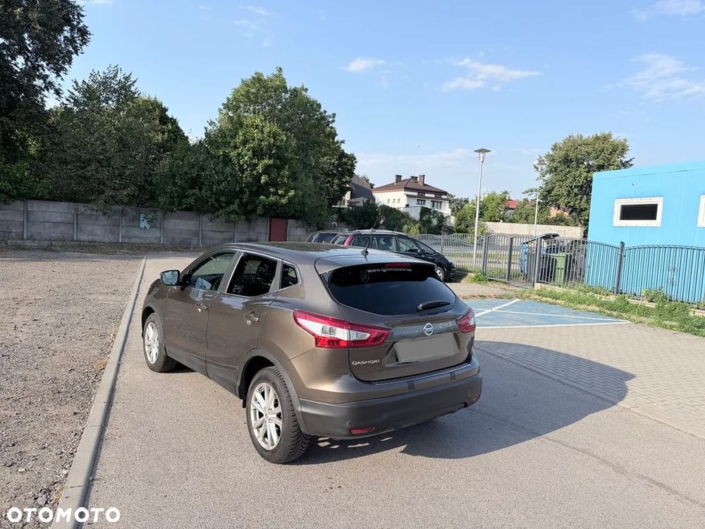 Nissan Qashqai 1.2 DIG-T Tekna EU6 - 4
