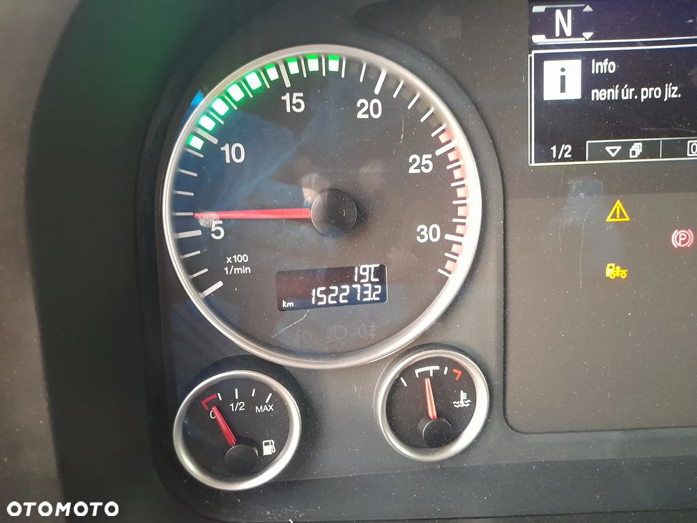 MAN 26-500 500KM  6x2 HDS dźwig żuraw PALFINGER składany w ''Z'' - RADIO -  Manualna skrzynia biegów Z PRZYCISKIEM !!! OŚ SKRĘTNA PODNOSZONA - PRZEBIEG 152tys km!!! - 24
