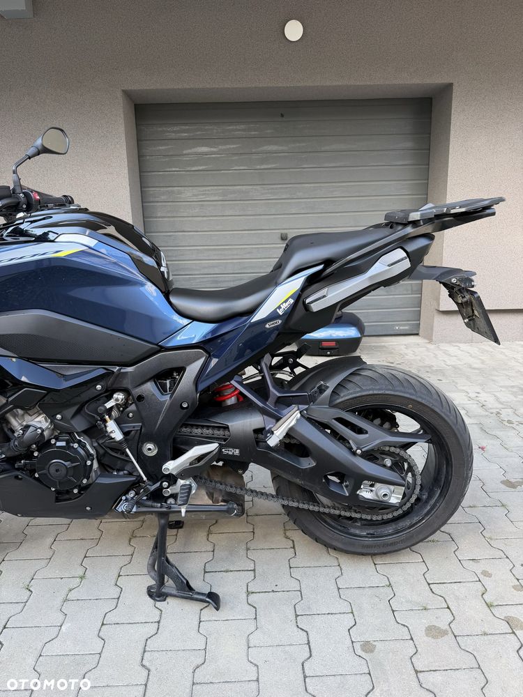 BMW XR - 28