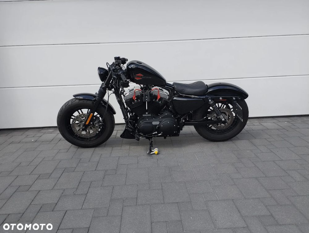 Harley-Davidson Sportster Forty-Eight - 4