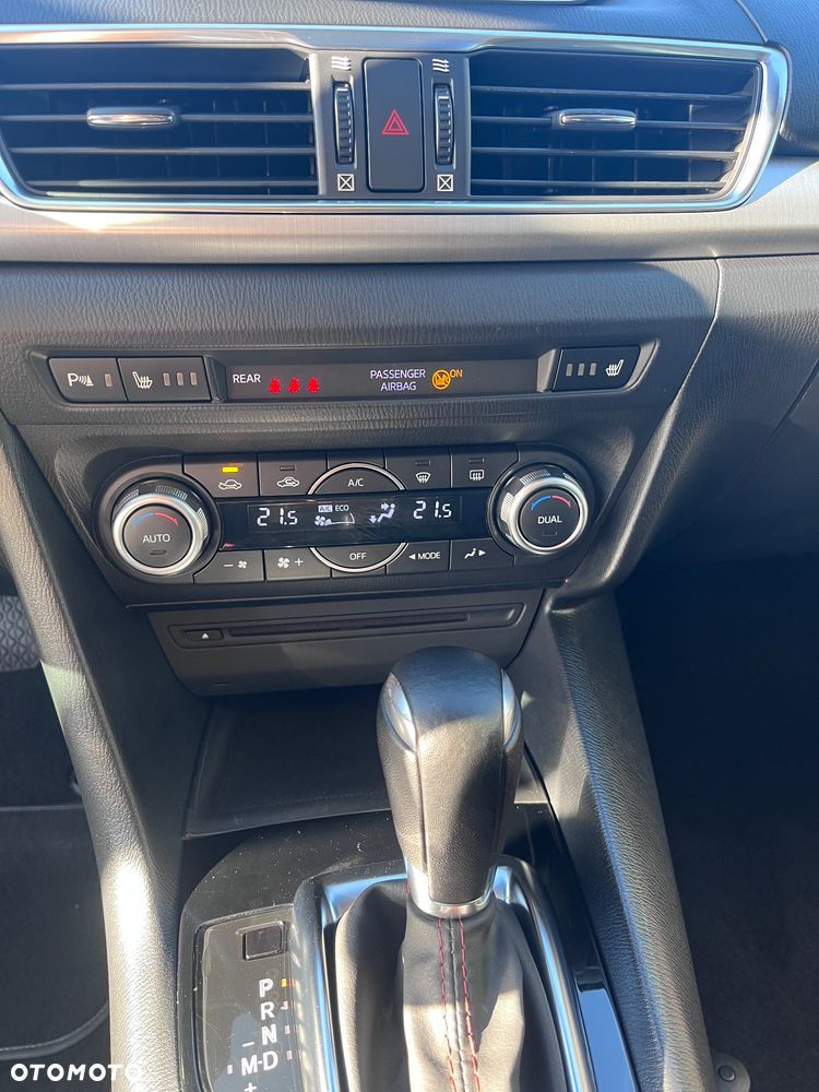 Mazda 3 - 24